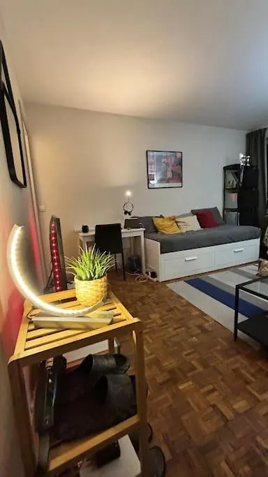 Cozy Parisian Getaway *